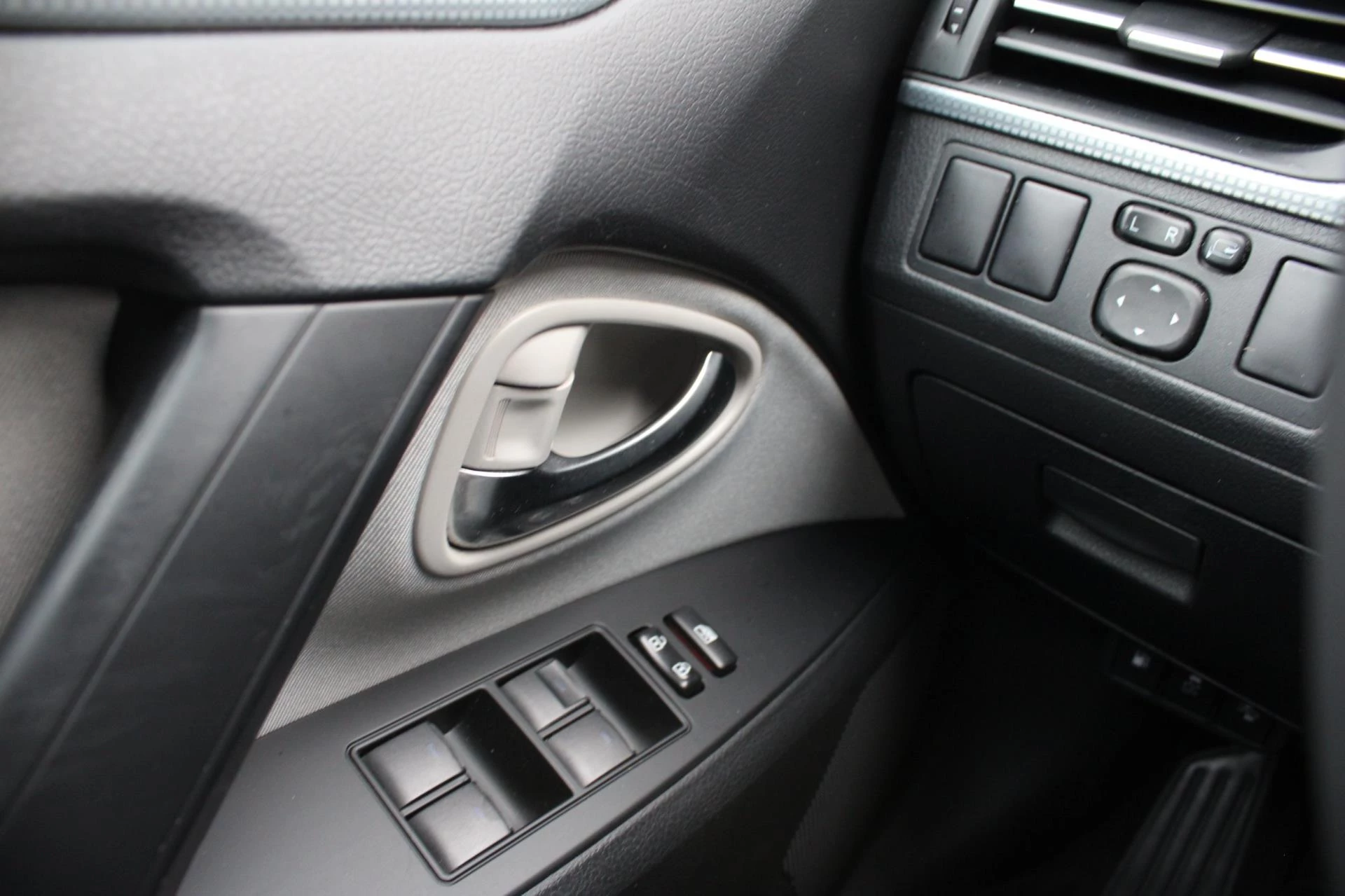 Hoofdafbeelding Toyota Avensis