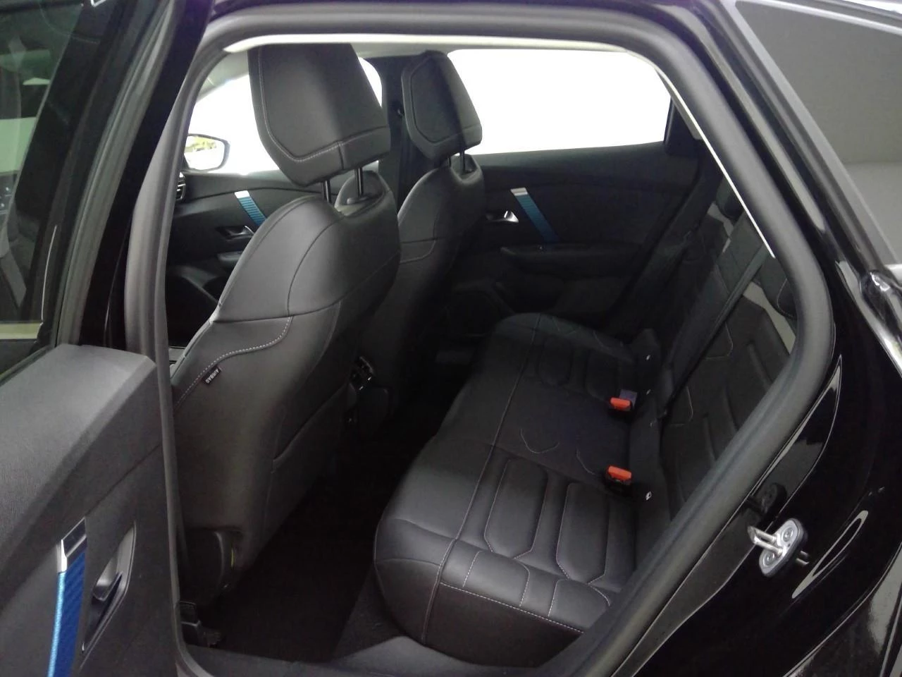 Hoofdafbeelding Citroën ë-C4