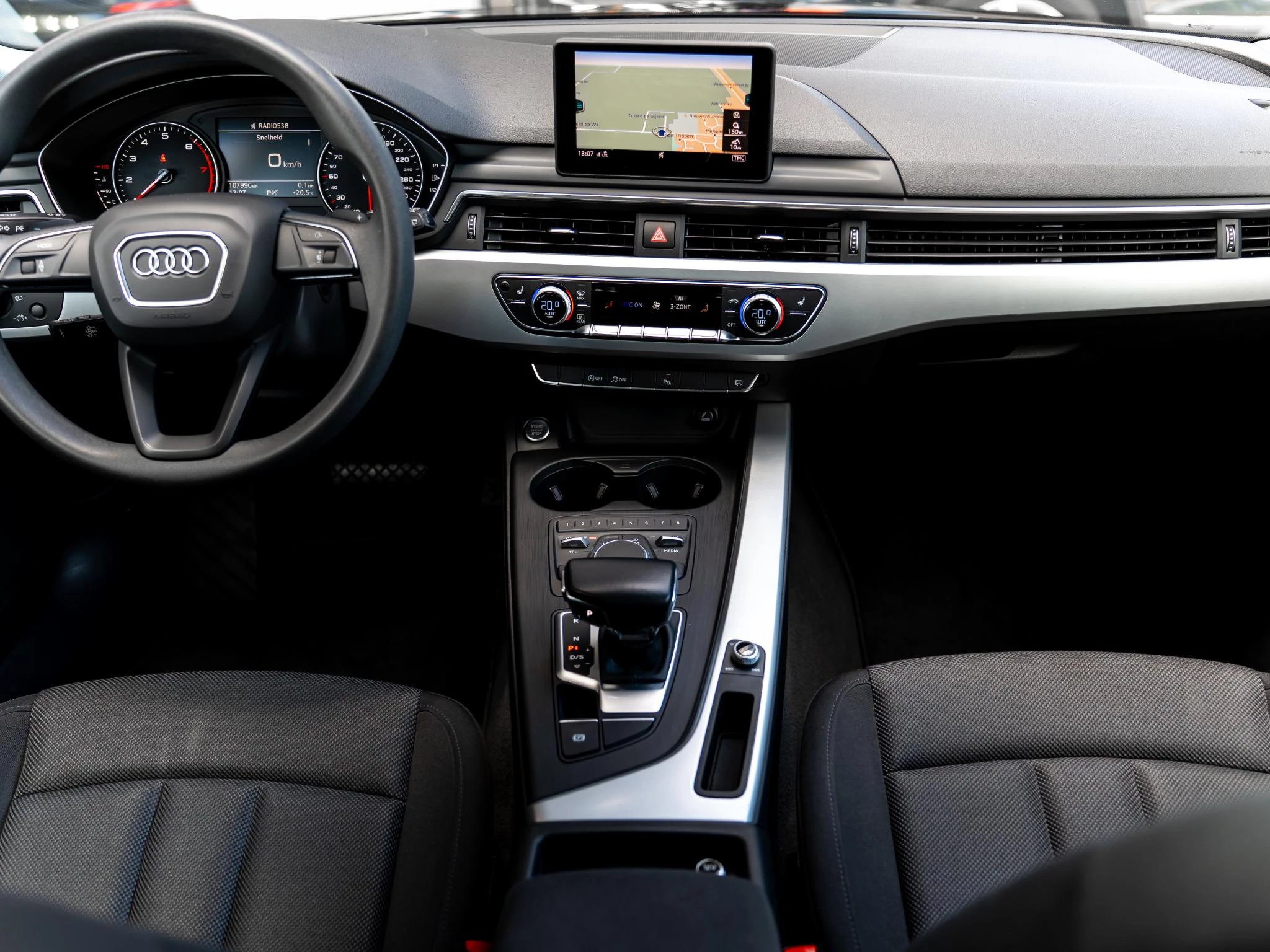 Hoofdafbeelding Audi A4