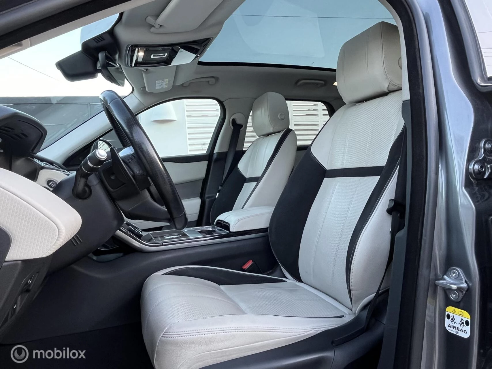 Hoofdafbeelding Land Rover Range Rover Velar