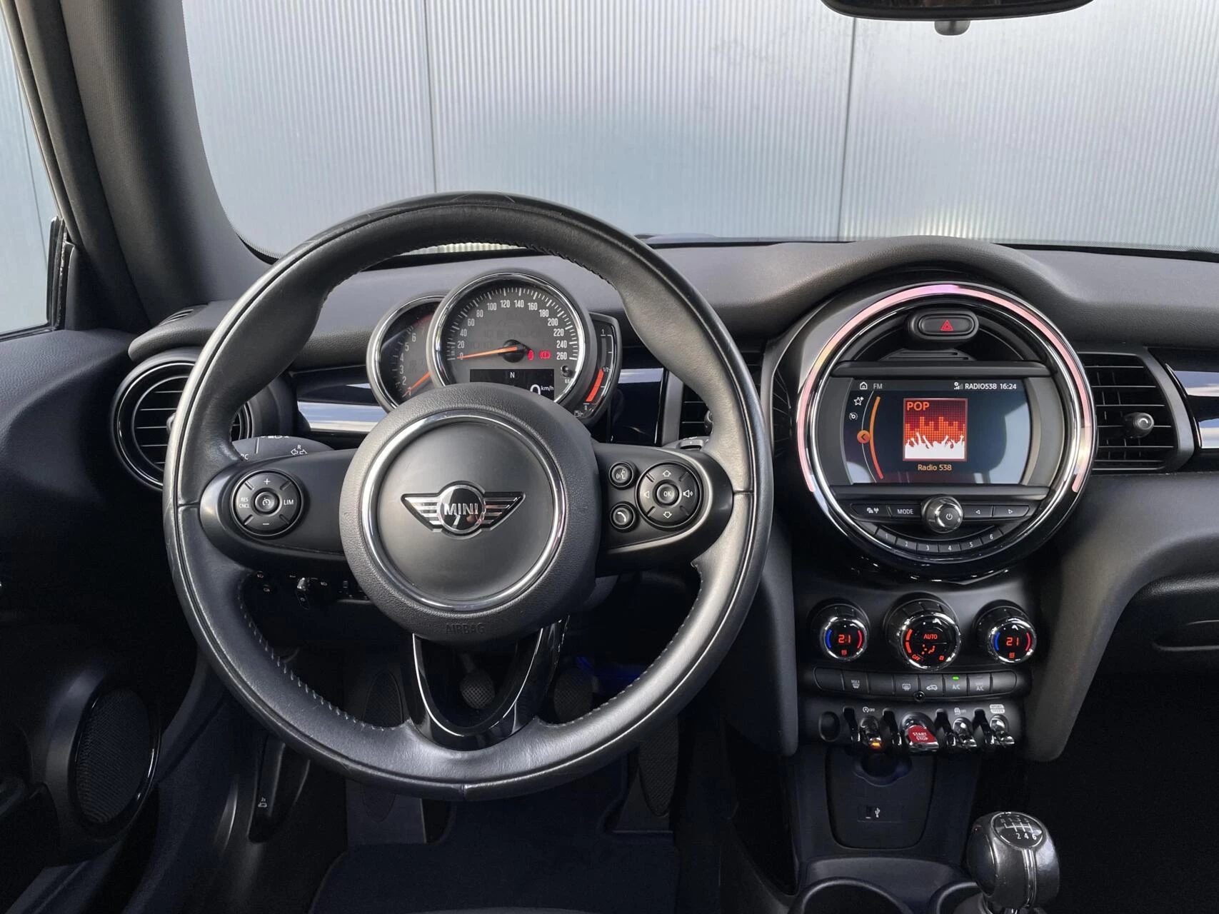 Hoofdafbeelding MINI Cooper