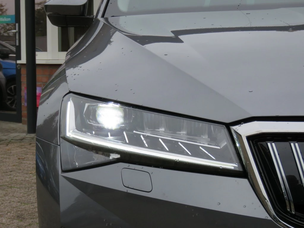 Hoofdafbeelding Škoda Superb