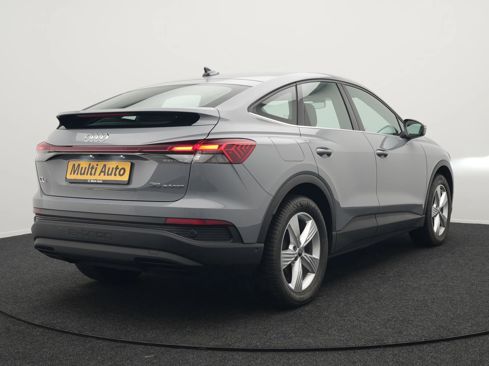 Hoofdafbeelding Audi Q4 e-tron