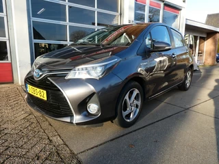Hoofdafbeelding Toyota Yaris Toyota Yaris 1.5 HYBRID LEASE Klima/Cruise/Camera/Navi