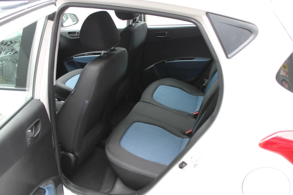 Hoofdafbeelding Hyundai i10