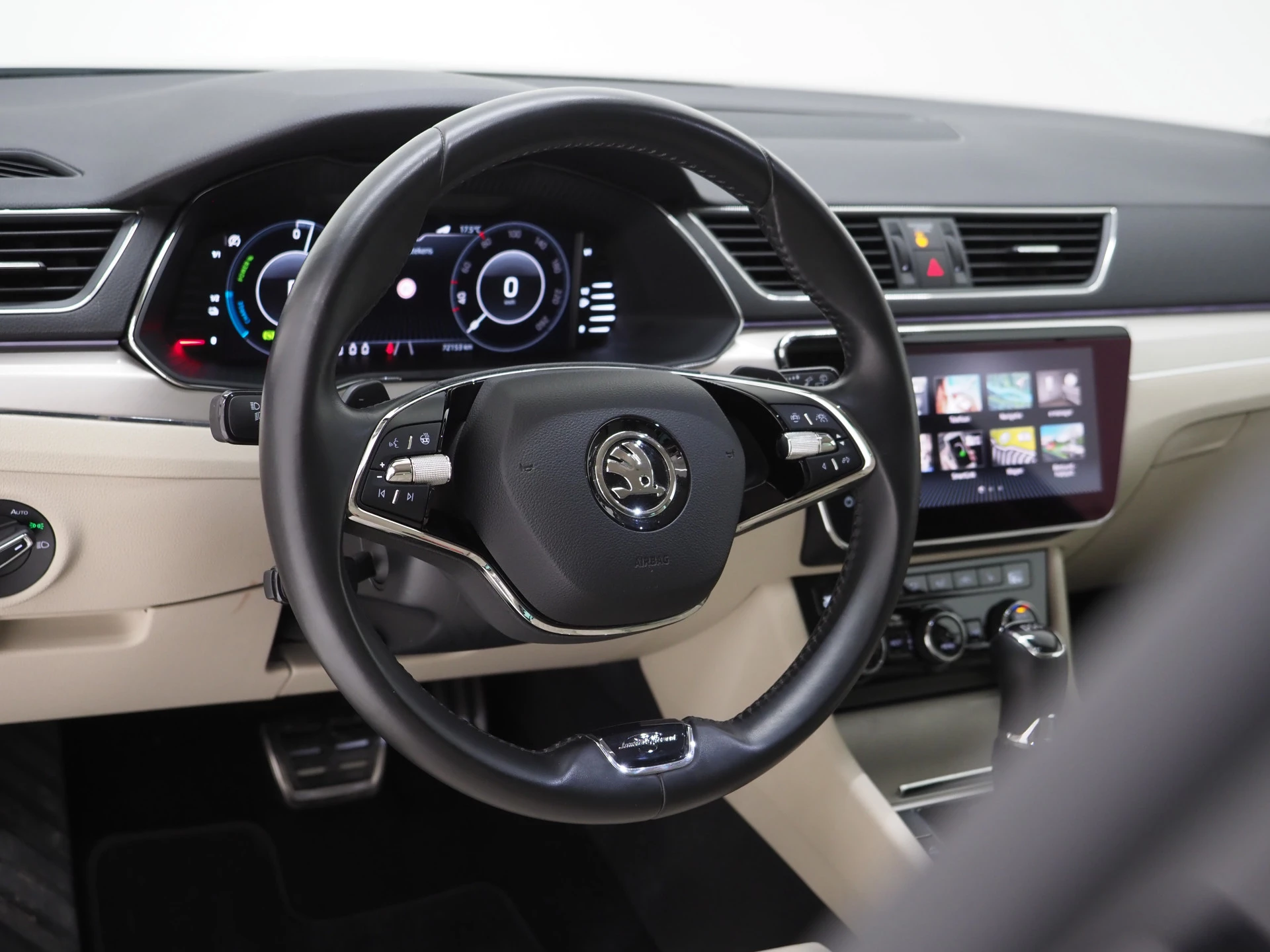 Hoofdafbeelding Škoda Superb