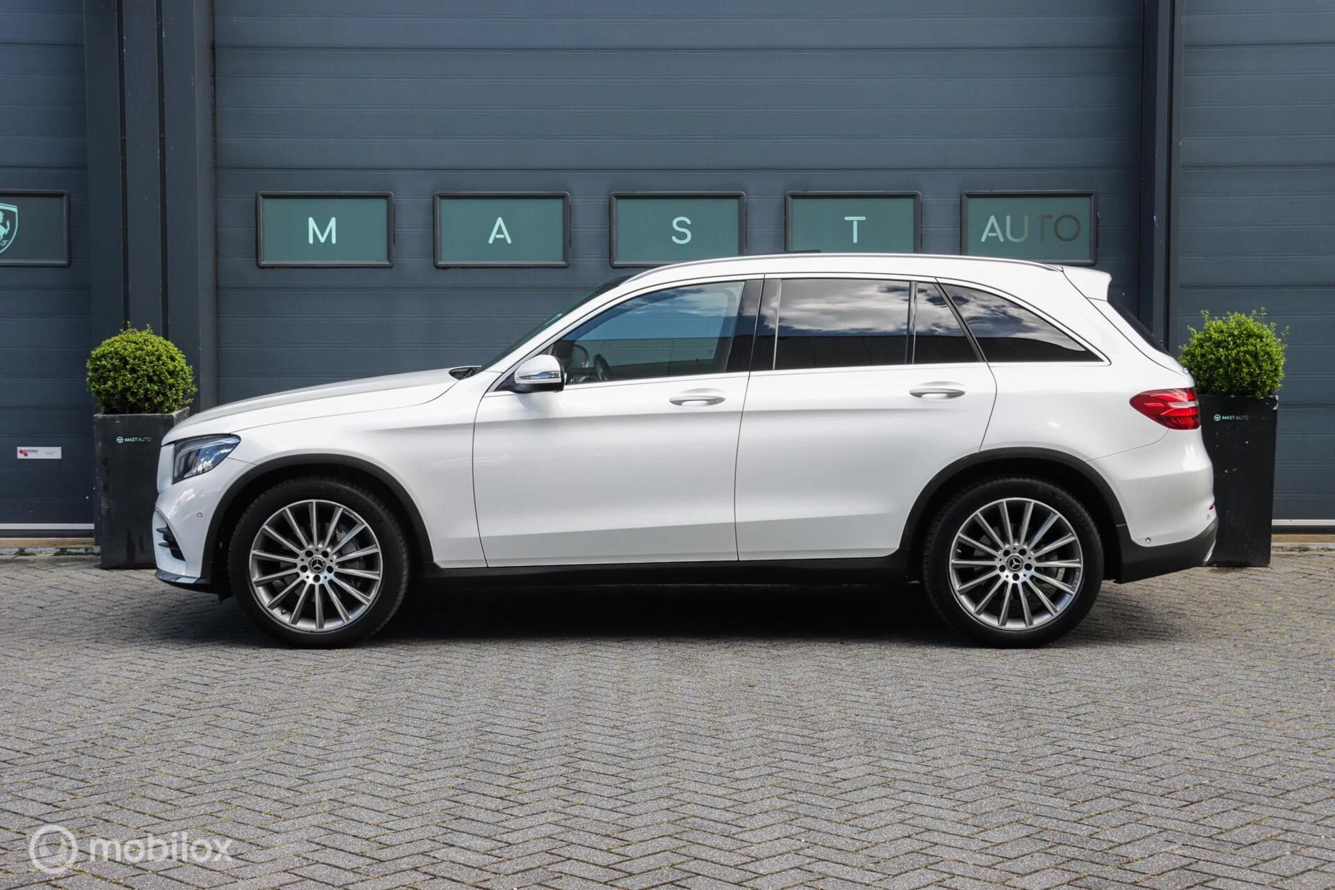 Hoofdafbeelding Mercedes-Benz GLC