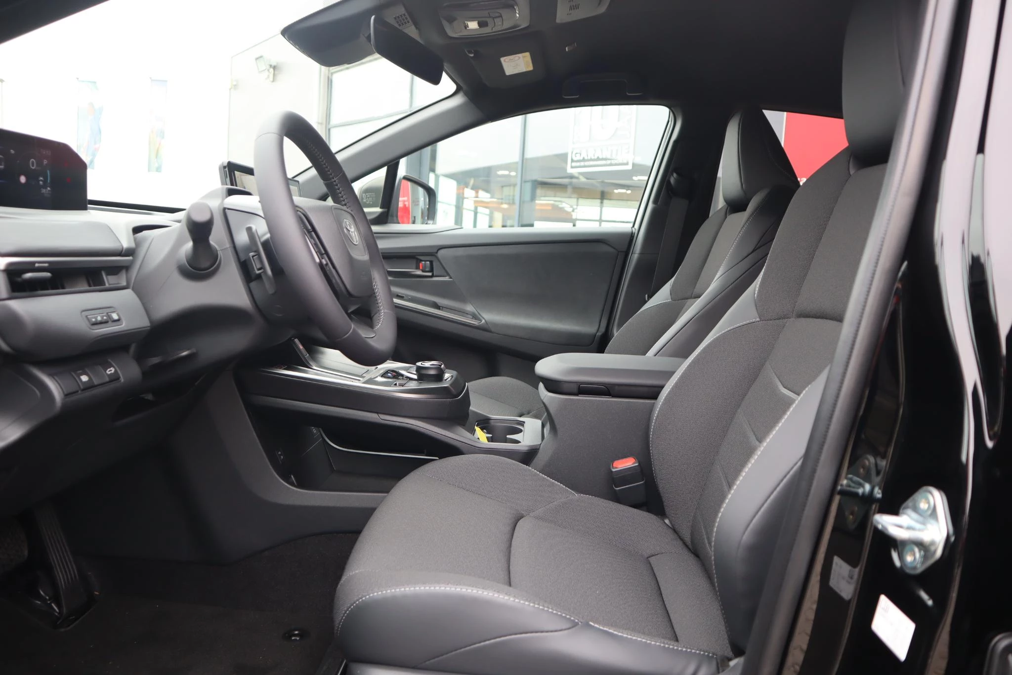 Hoofdafbeelding Toyota C-HR+