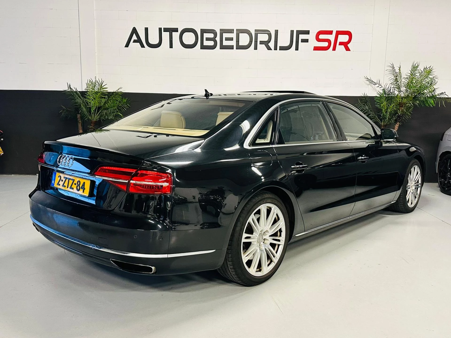 Hoofdafbeelding Audi A8