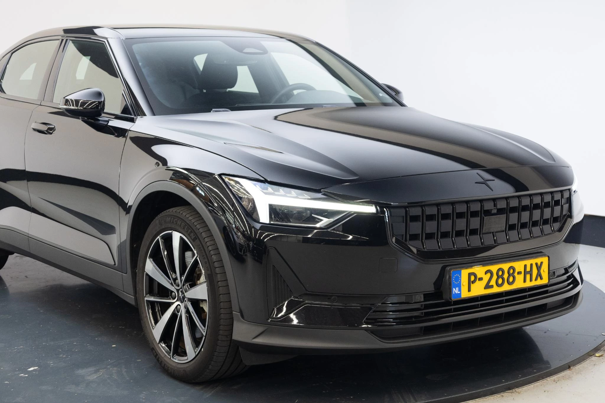 Hoofdafbeelding Polestar 2