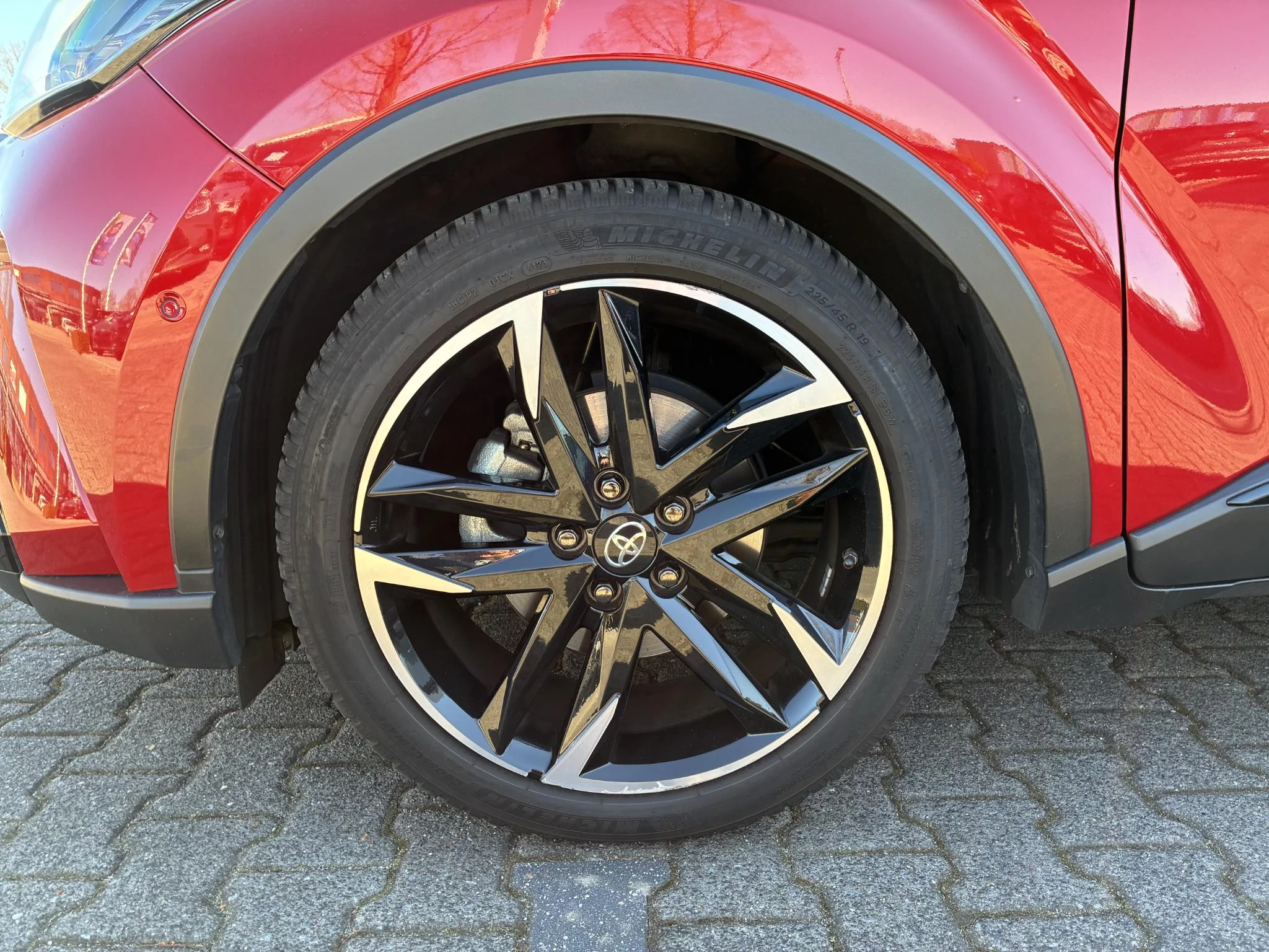 Hoofdafbeelding Toyota C-HR