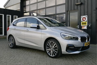 BMW 2 Serie Active Tourer 220i High Executive | NL-Auto | Head-Up | Pano | Leder | LED | 18''