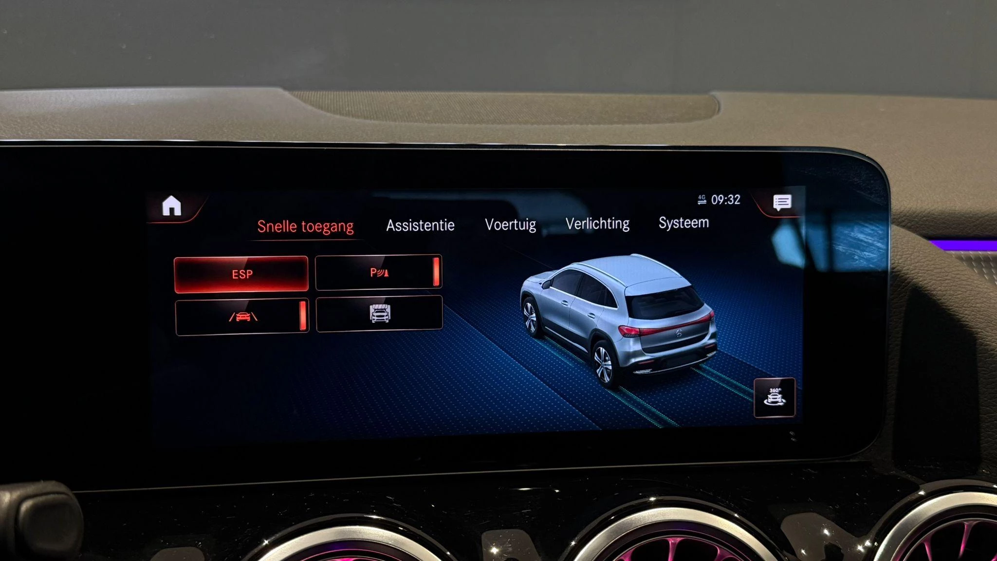 Hoofdafbeelding Mercedes-Benz EQA