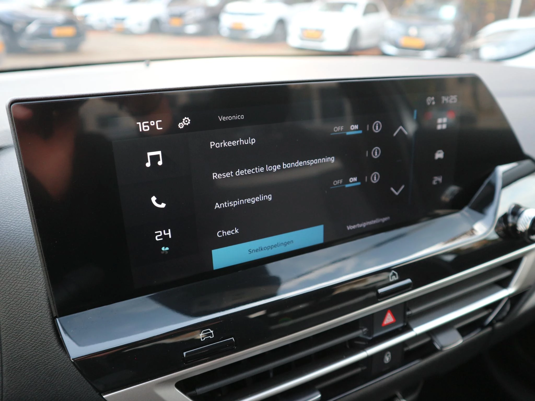 Hoofdafbeelding Citroën ë-C4 X