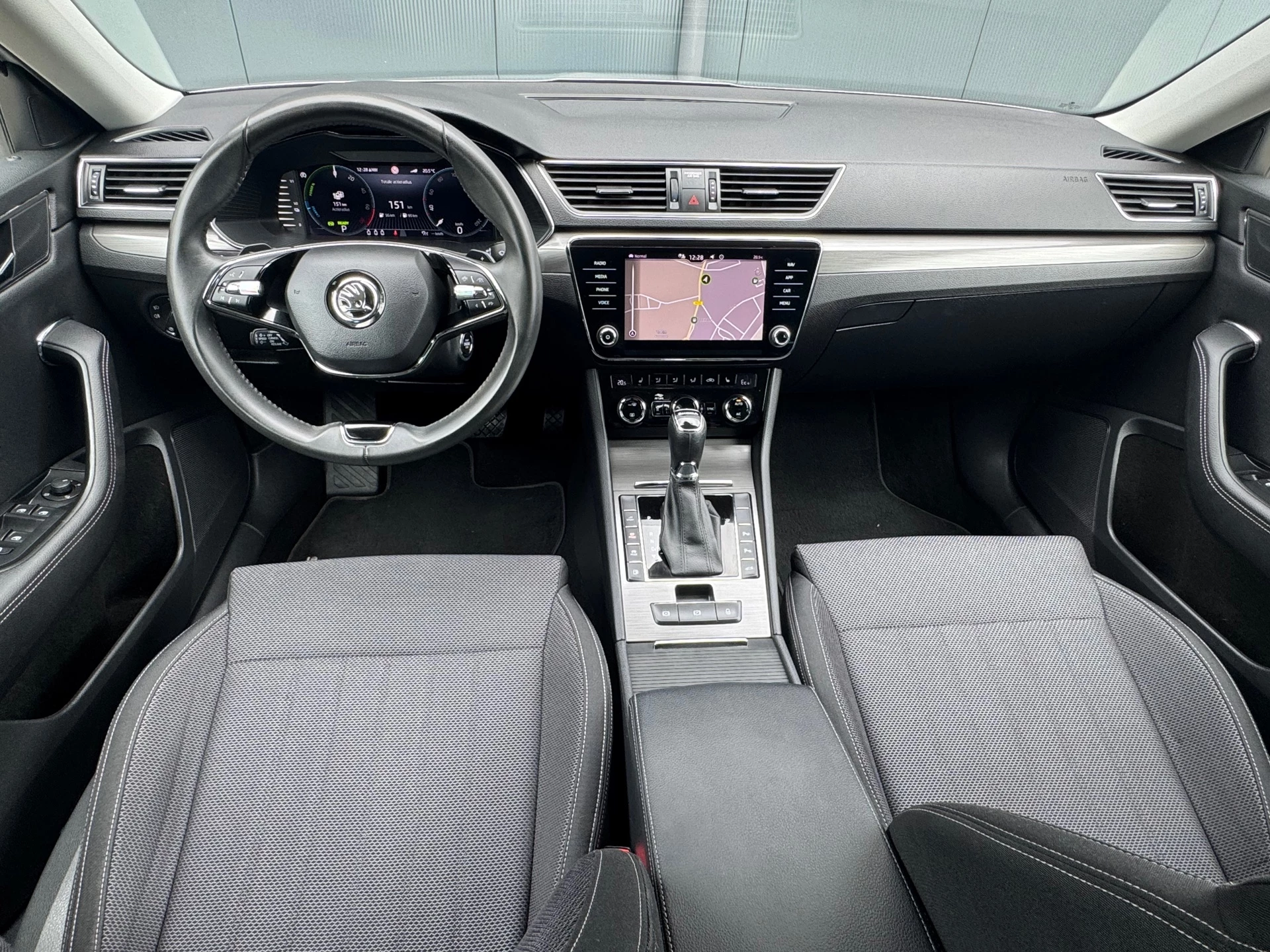 Hoofdafbeelding Škoda Superb