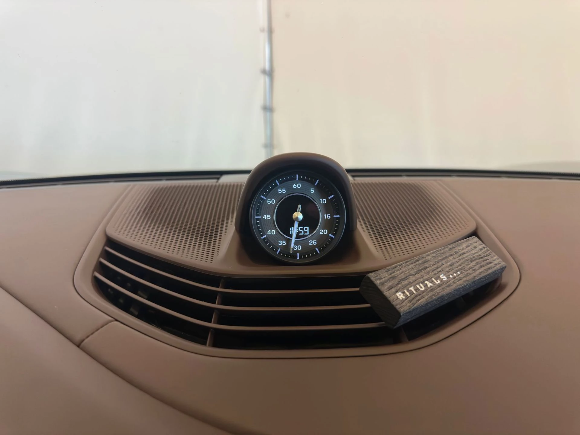 Hoofdafbeelding Porsche Taycan