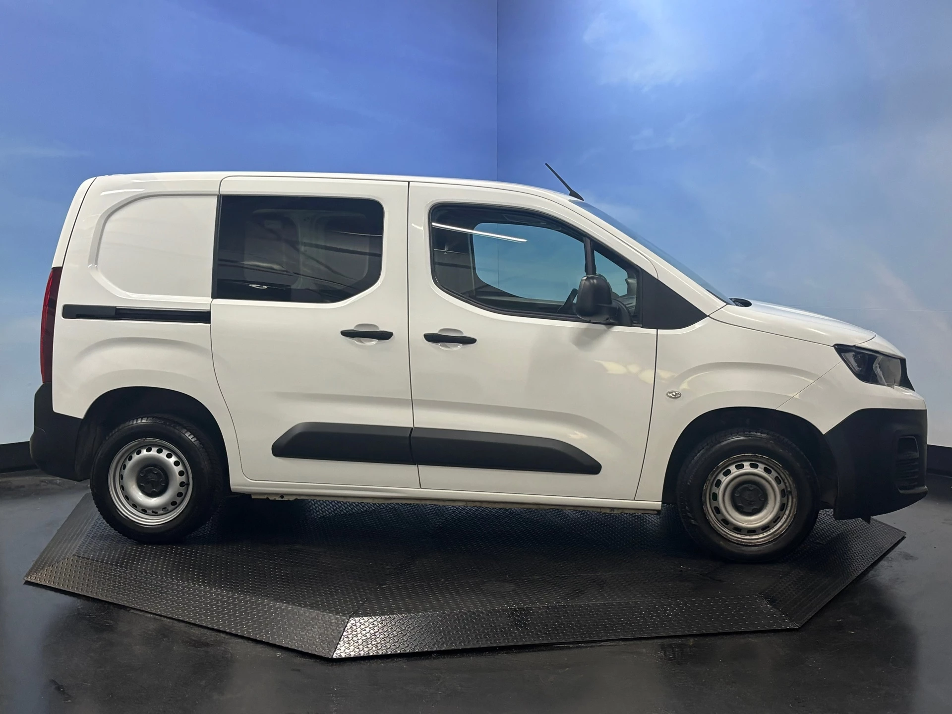 Hoofdafbeelding Peugeot Partner