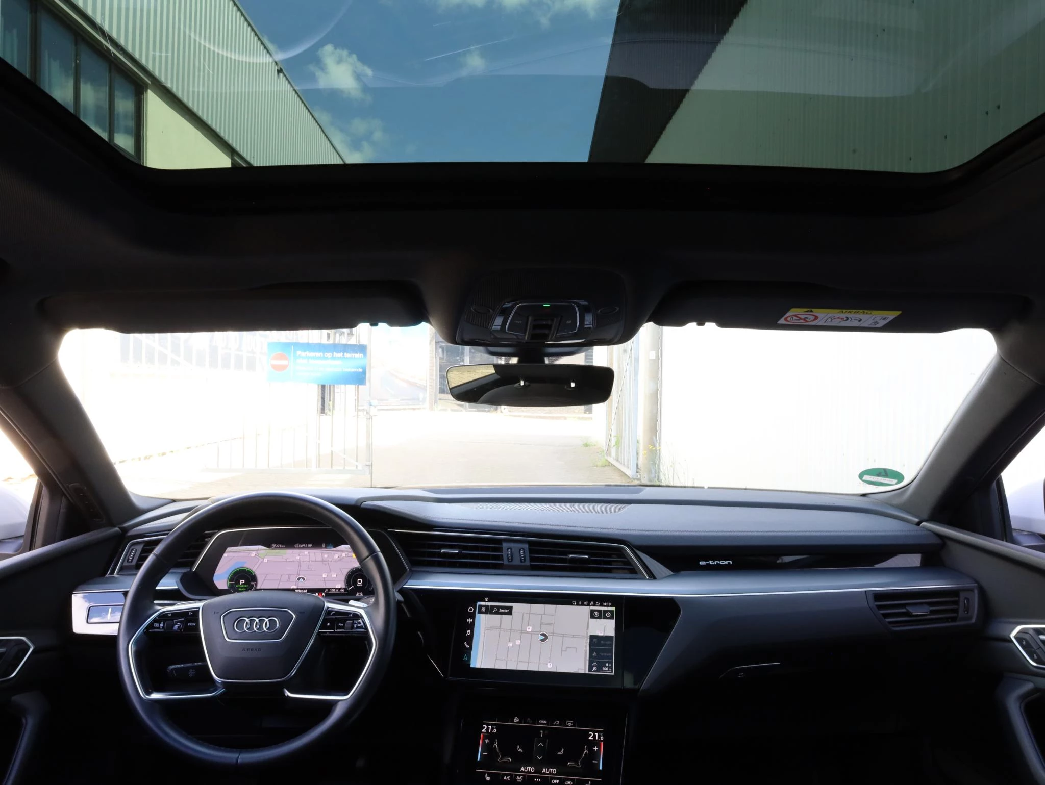Hoofdafbeelding Audi e-tron