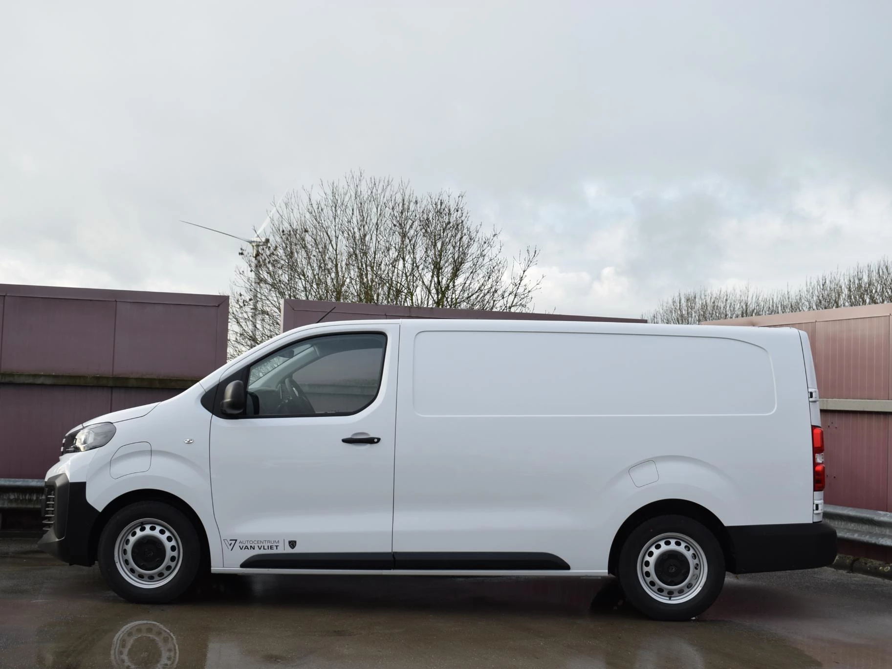 Hoofdafbeelding Peugeot e-Expert