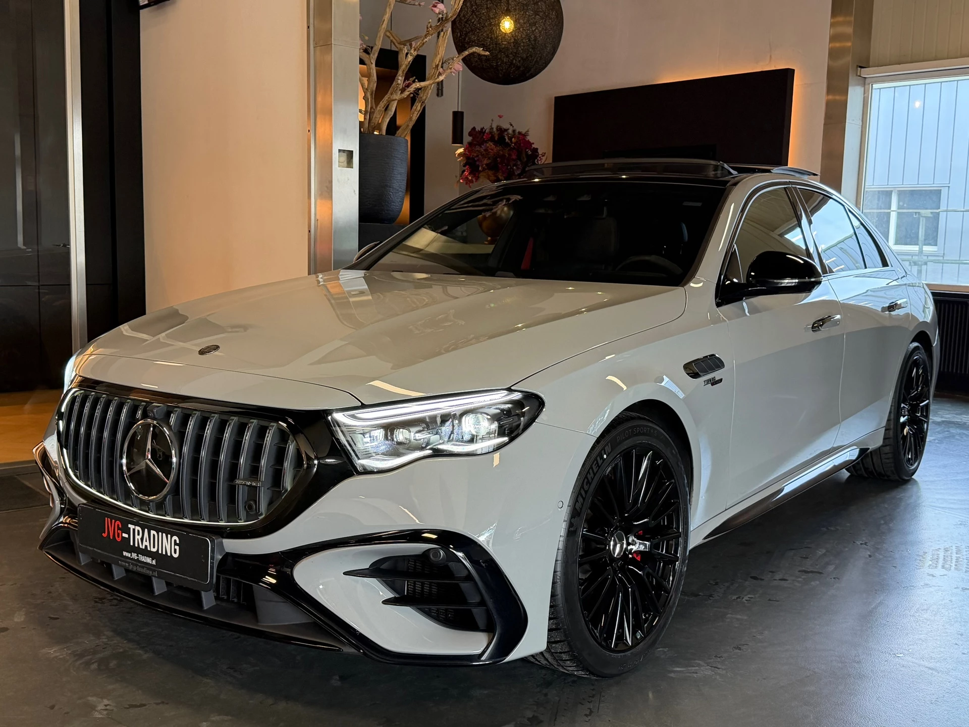 Hoofdafbeelding Mercedes-Benz E-Klasse