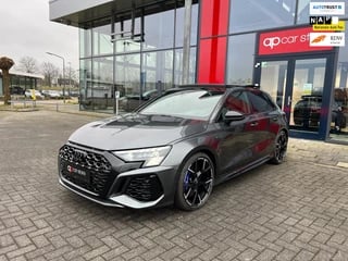 Hoofdafbeelding Audi RS3 Audi A3 Sportback 2.5 TFSI RS 3 quattro