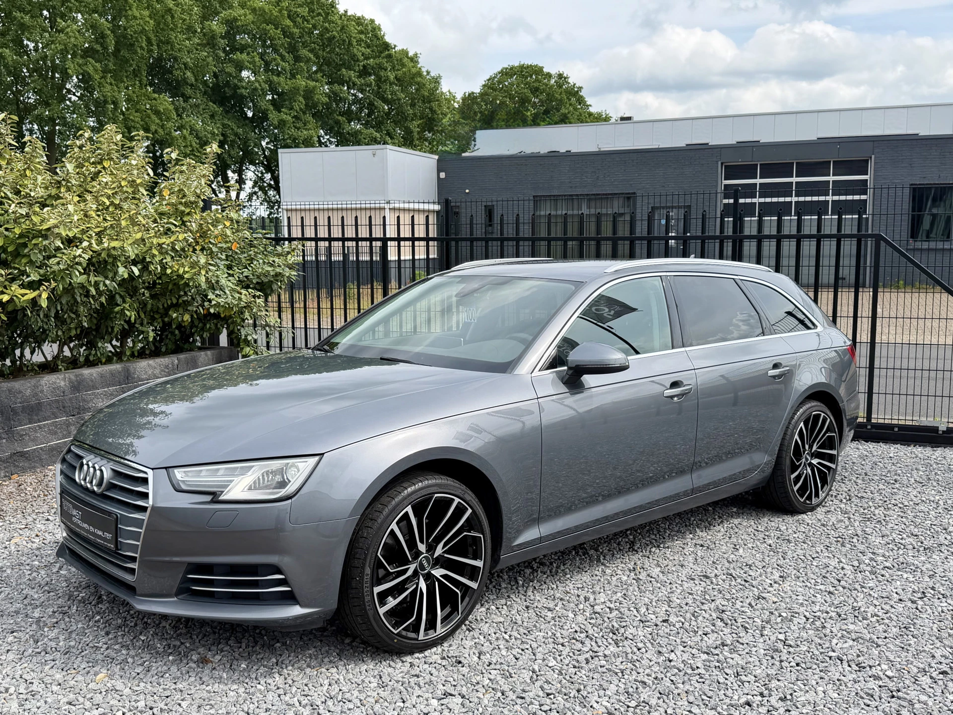 Hoofdafbeelding Audi A4