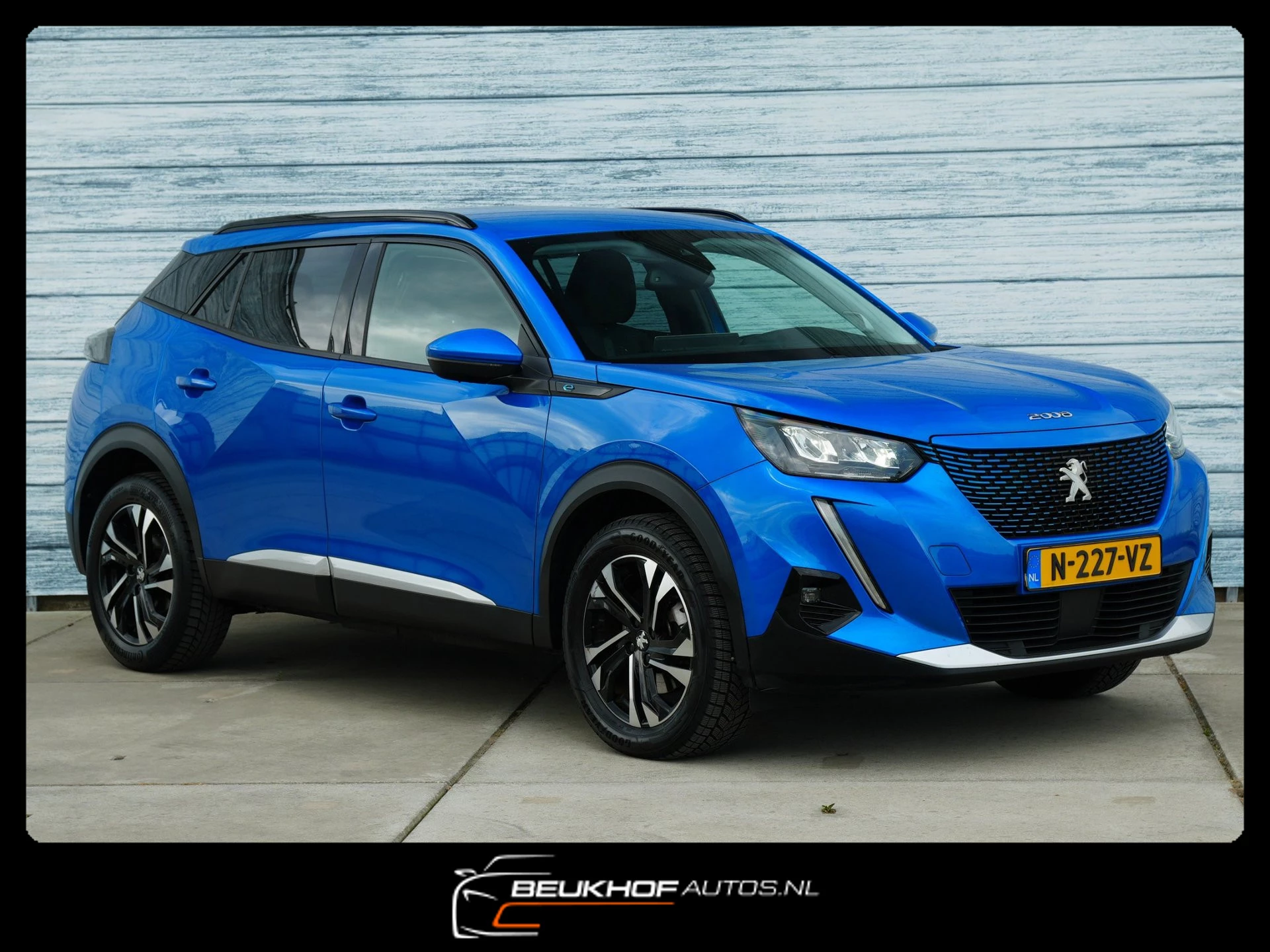 Hoofdafbeelding Peugeot e-2008