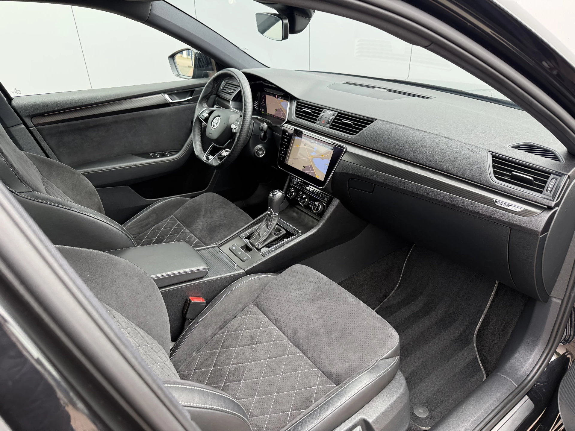 Hoofdafbeelding Škoda Superb
