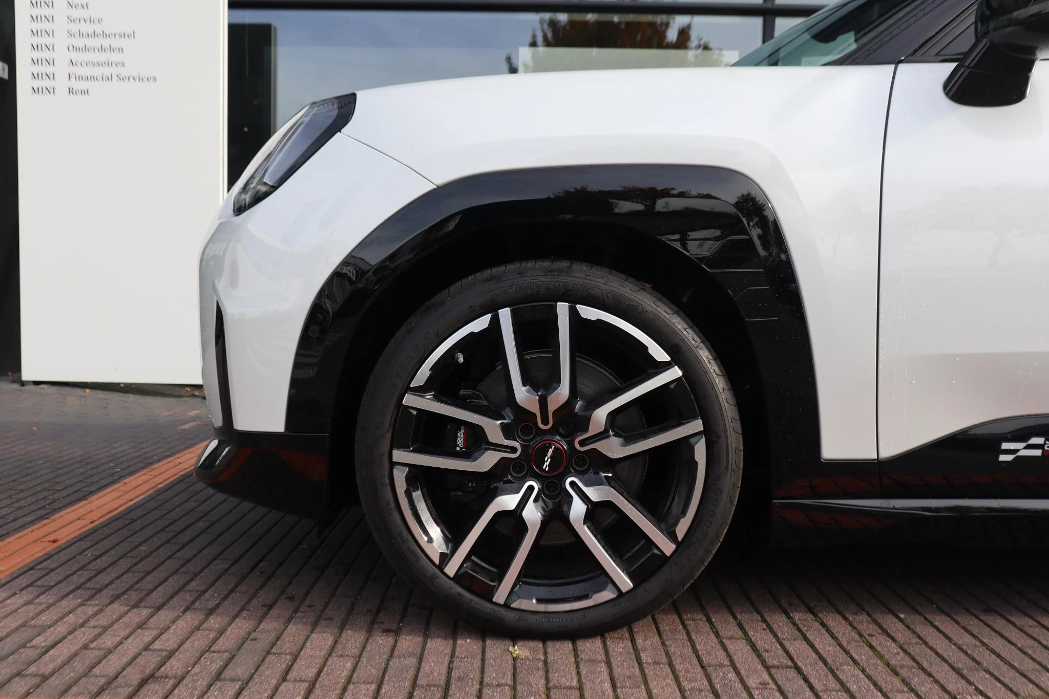 Hoofdafbeelding MINI Aceman