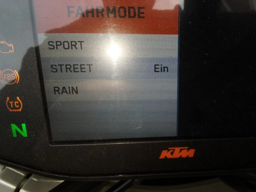 Hoofdafbeelding KTM 690