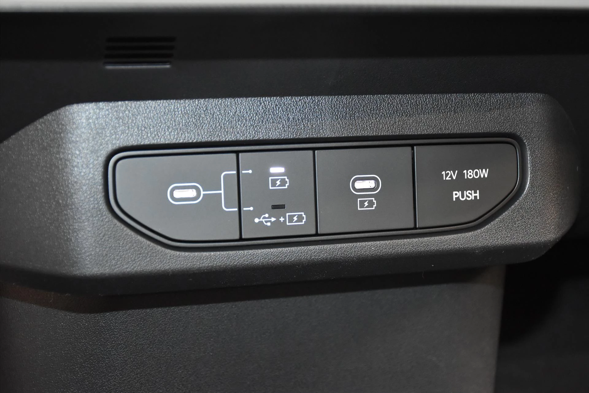 Hoofdafbeelding Kia EV4