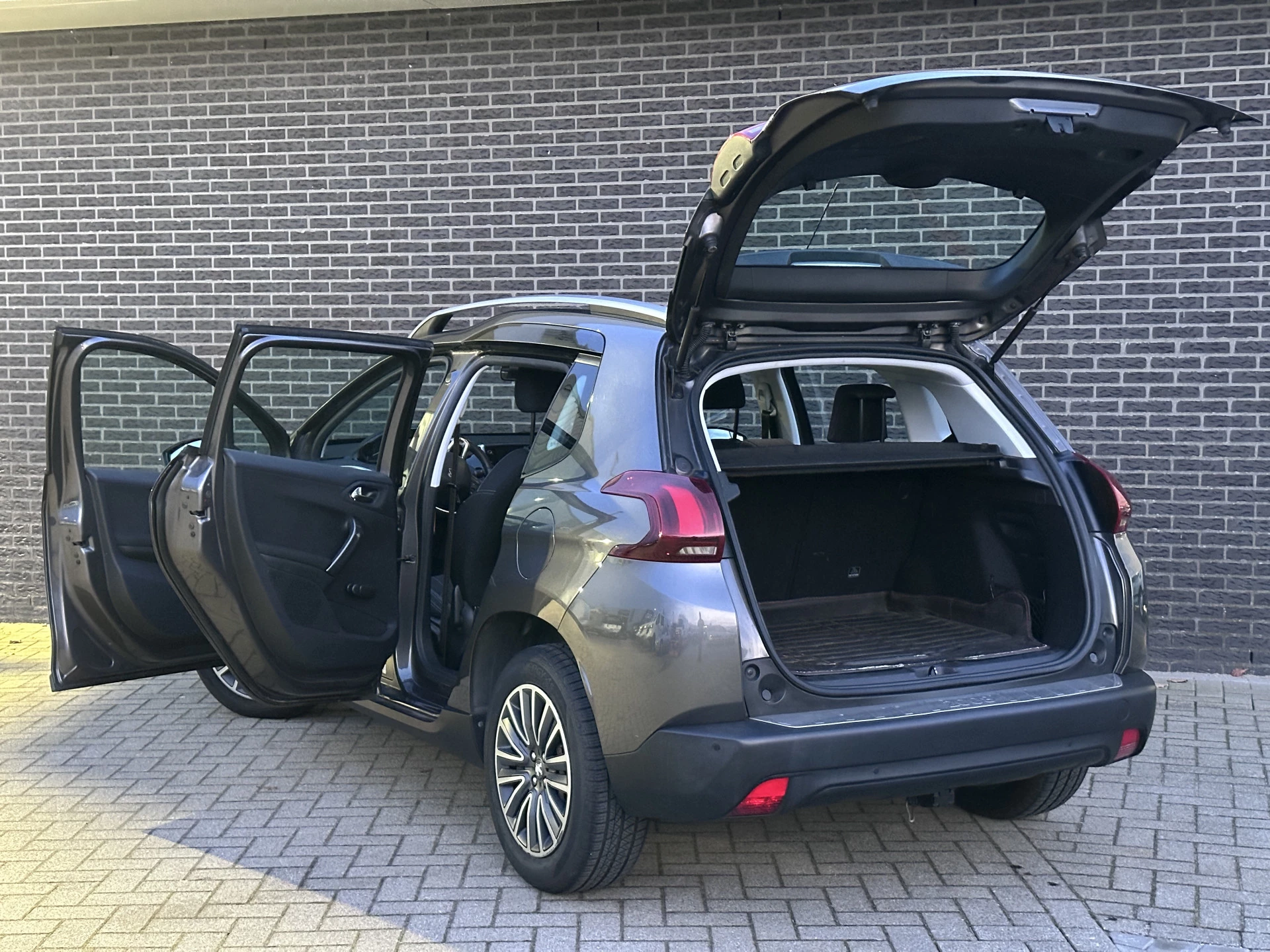 Hoofdafbeelding Peugeot 2008