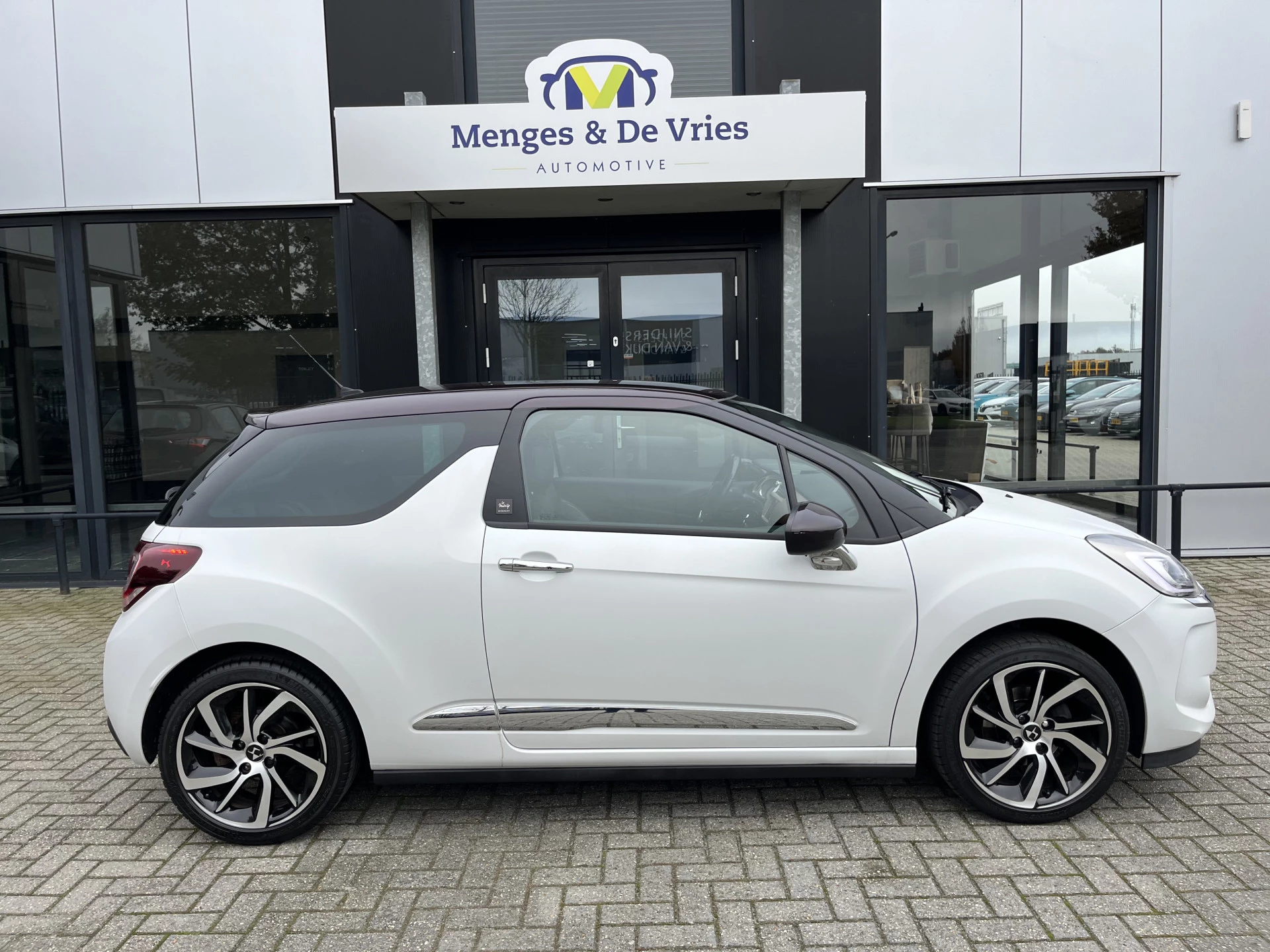 Hoofdafbeelding DS DS 3
