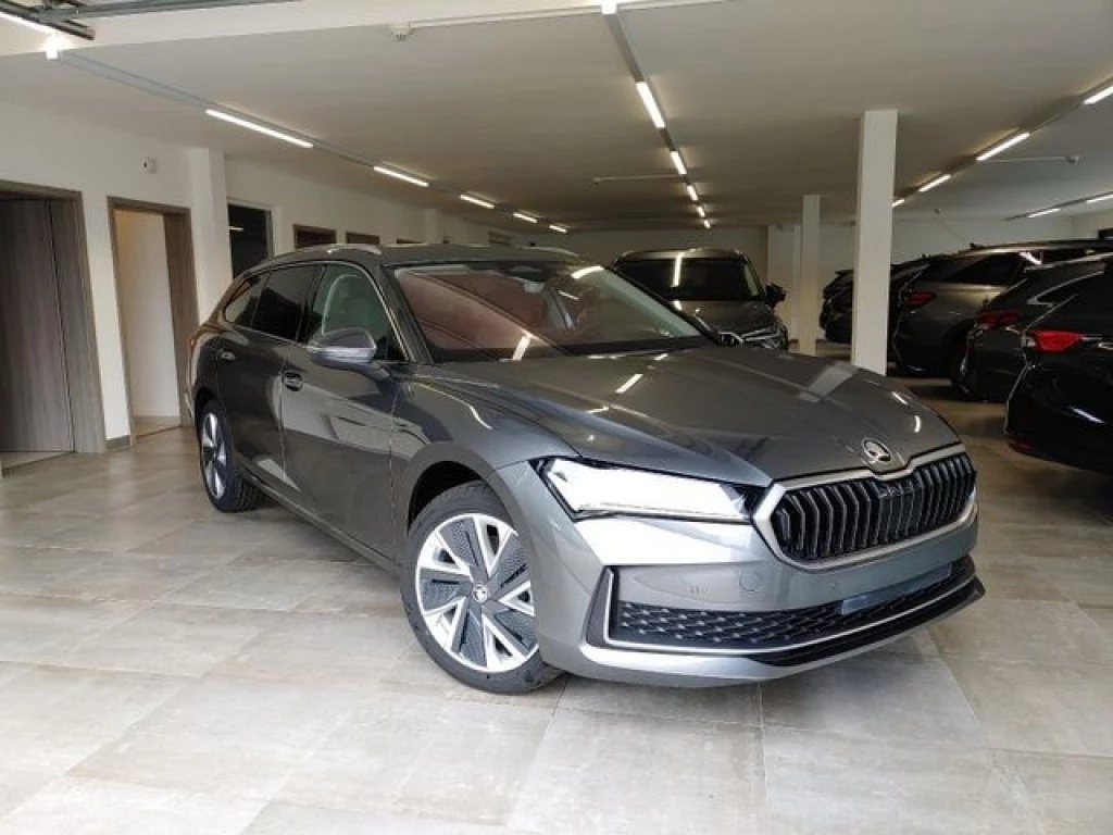 Hoofdafbeelding Škoda Superb