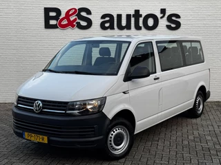Hoofdafbeelding Volkswagen Transporter Volkswagen Transporter Kombi T6 2.0 TDI 9 persoons Cruise control Airco Verwarmbare buitenspiegels