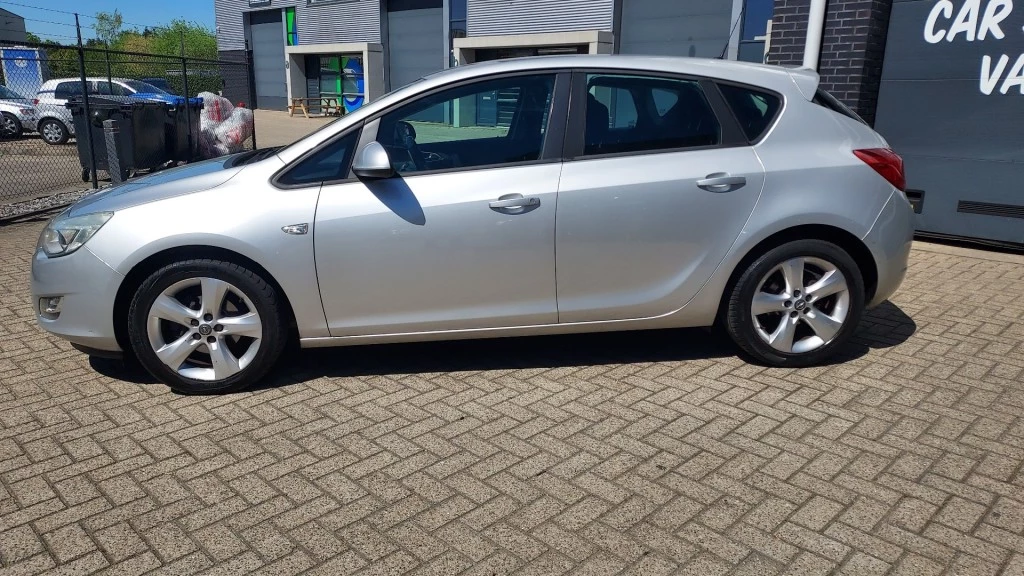 Hoofdafbeelding Opel Astra
