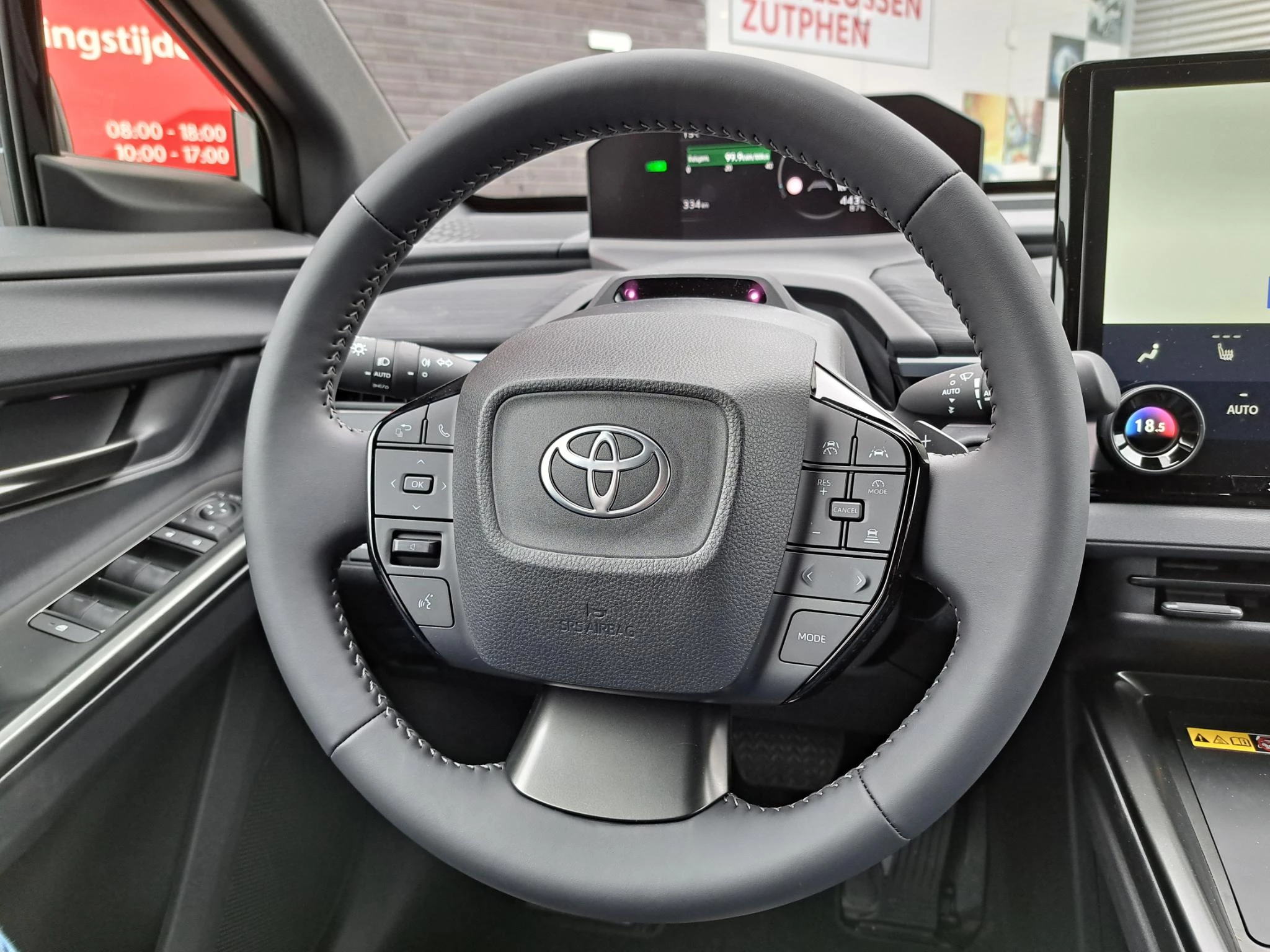 Hoofdafbeelding Toyota C-HR+