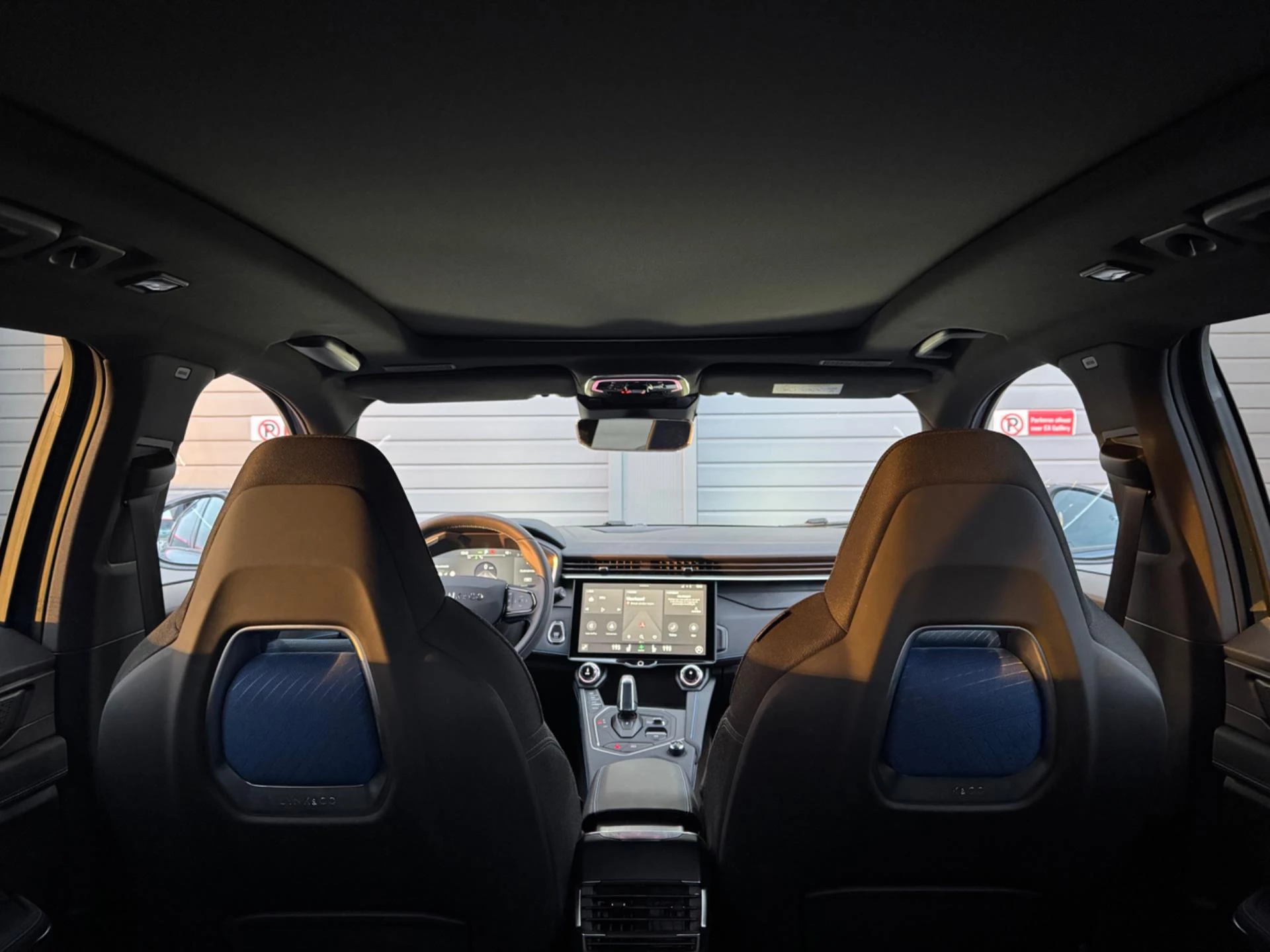 Hoofdafbeelding Lynk & Co 01