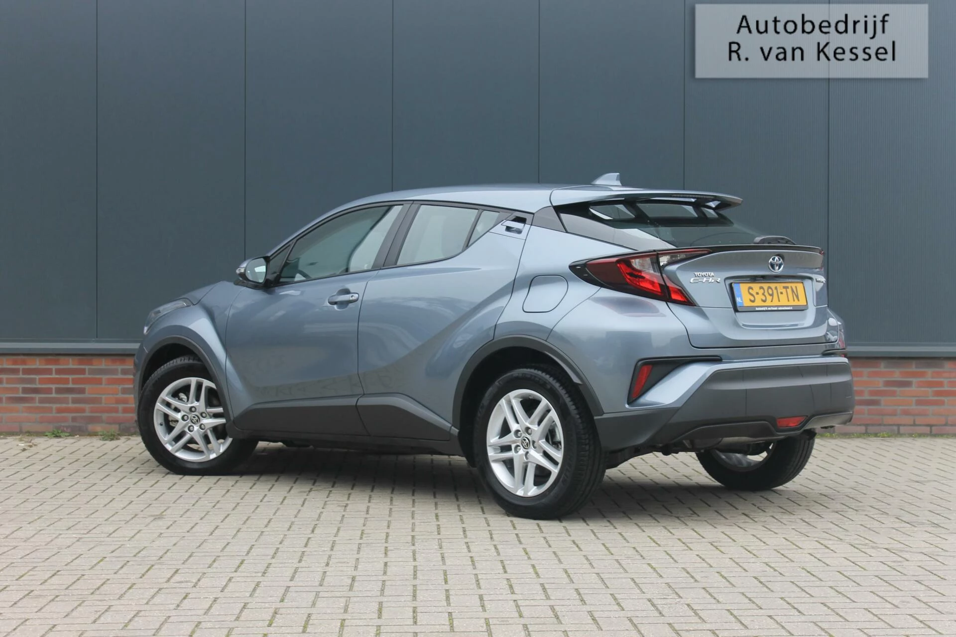 Hoofdafbeelding Toyota C-HR