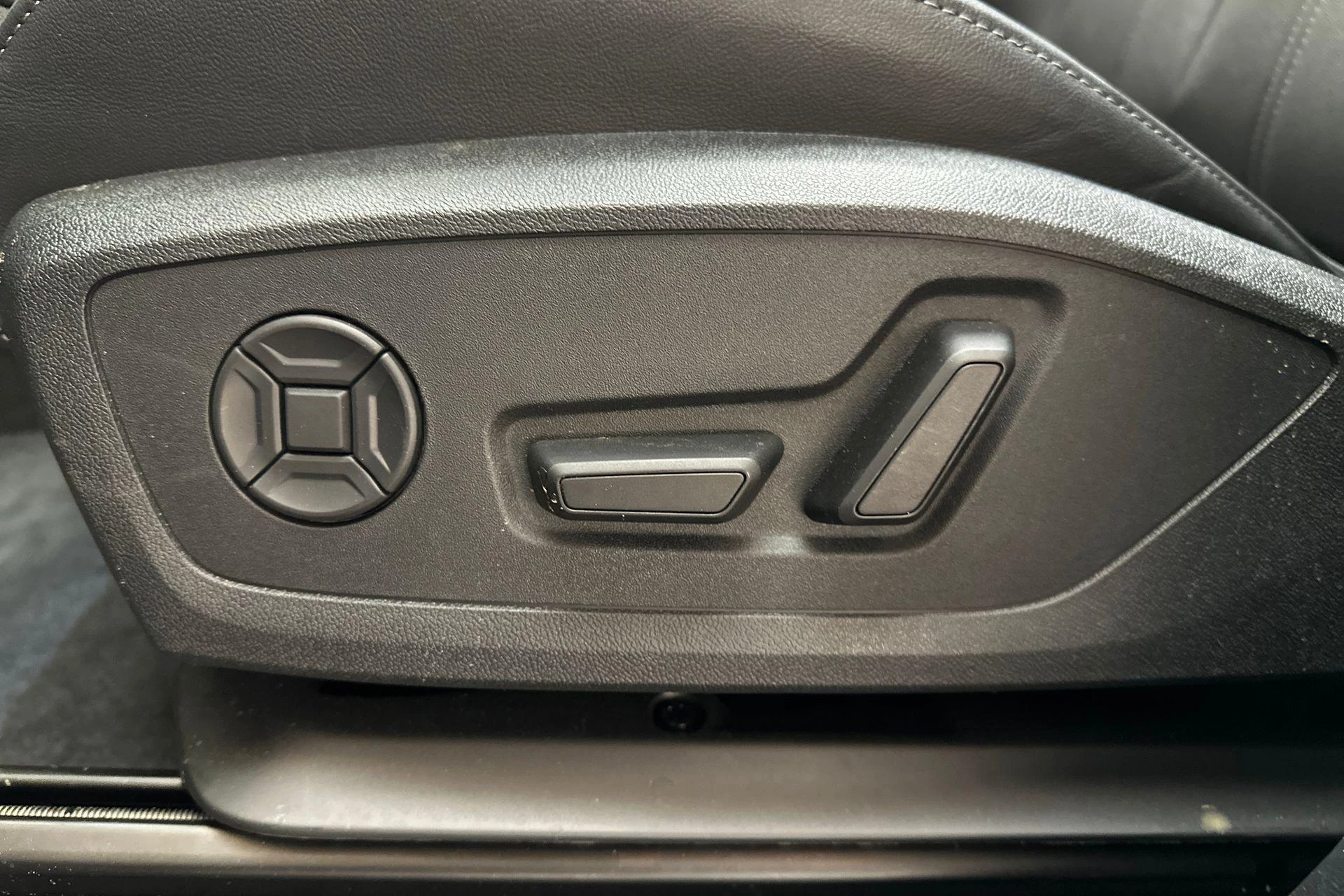 Hoofdafbeelding Audi Q6 e-tron