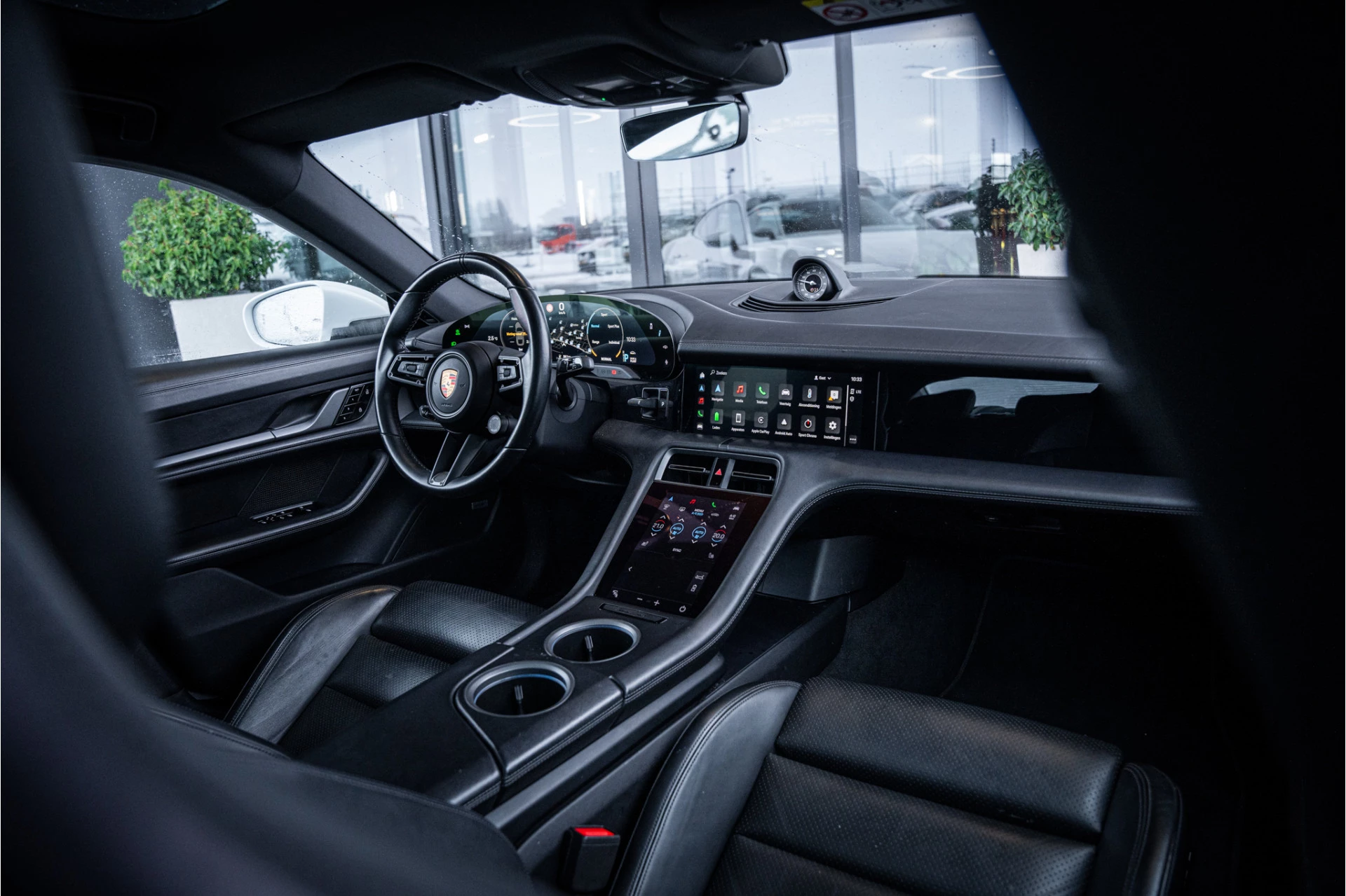 Hoofdafbeelding Porsche Taycan