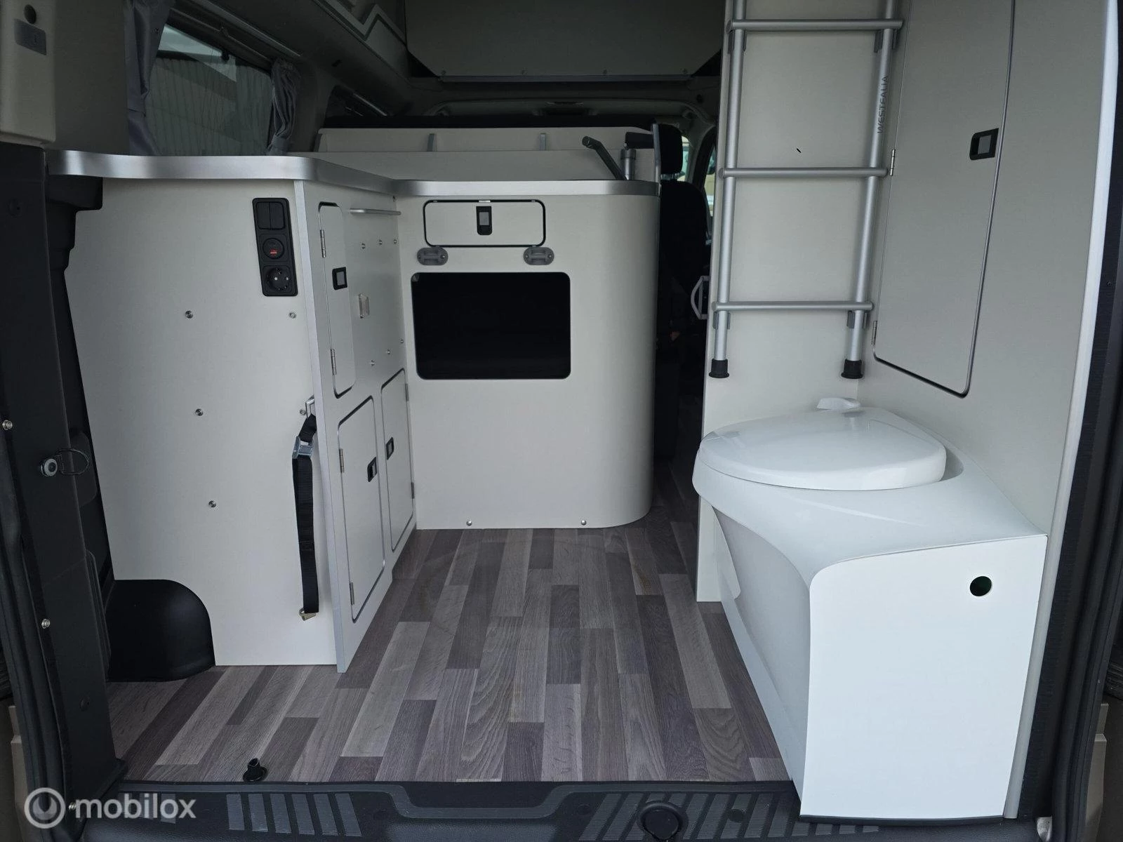 Hoofdafbeelding Ford Nugget