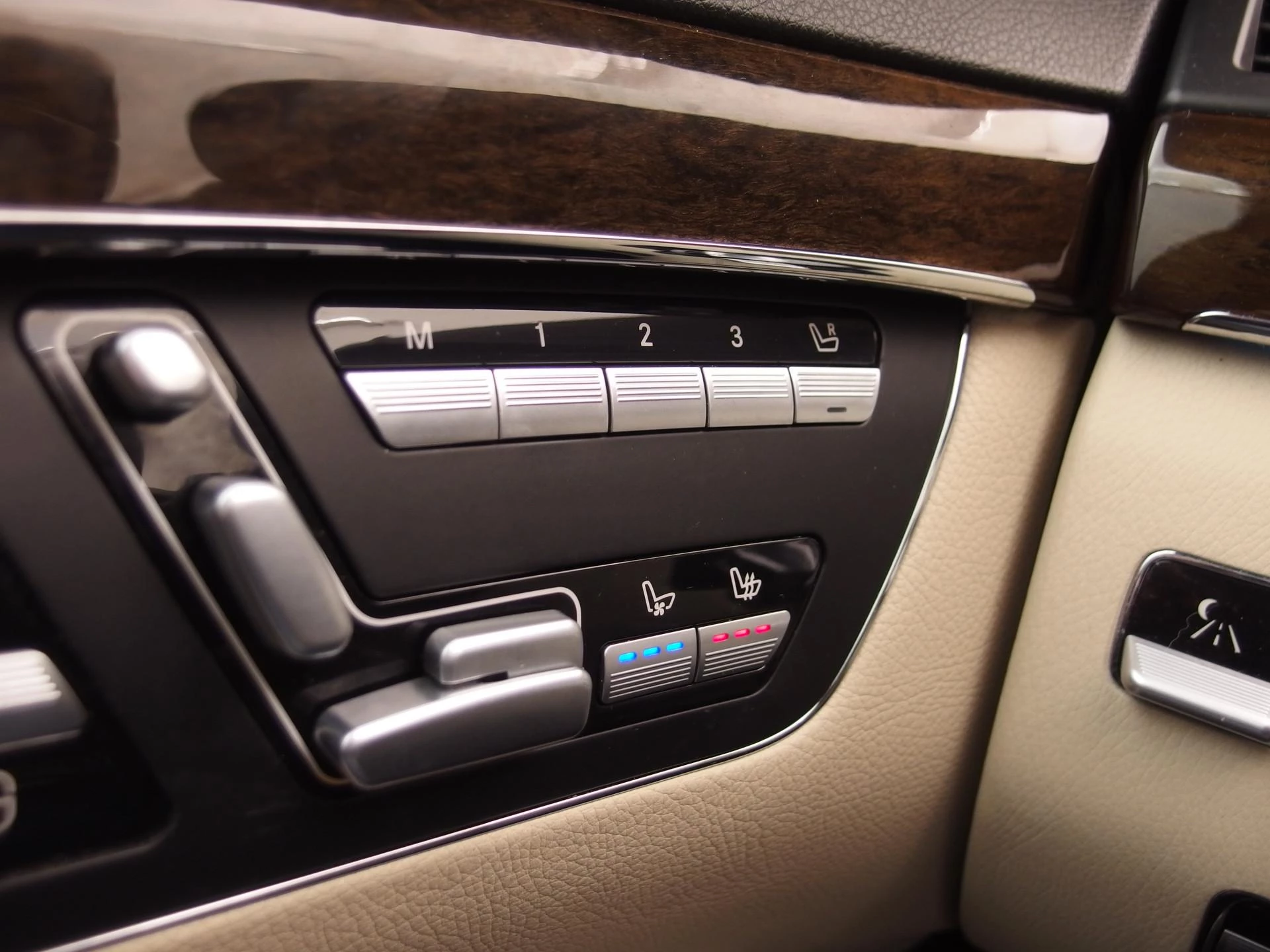 Hoofdafbeelding Mercedes-Benz S-Klasse