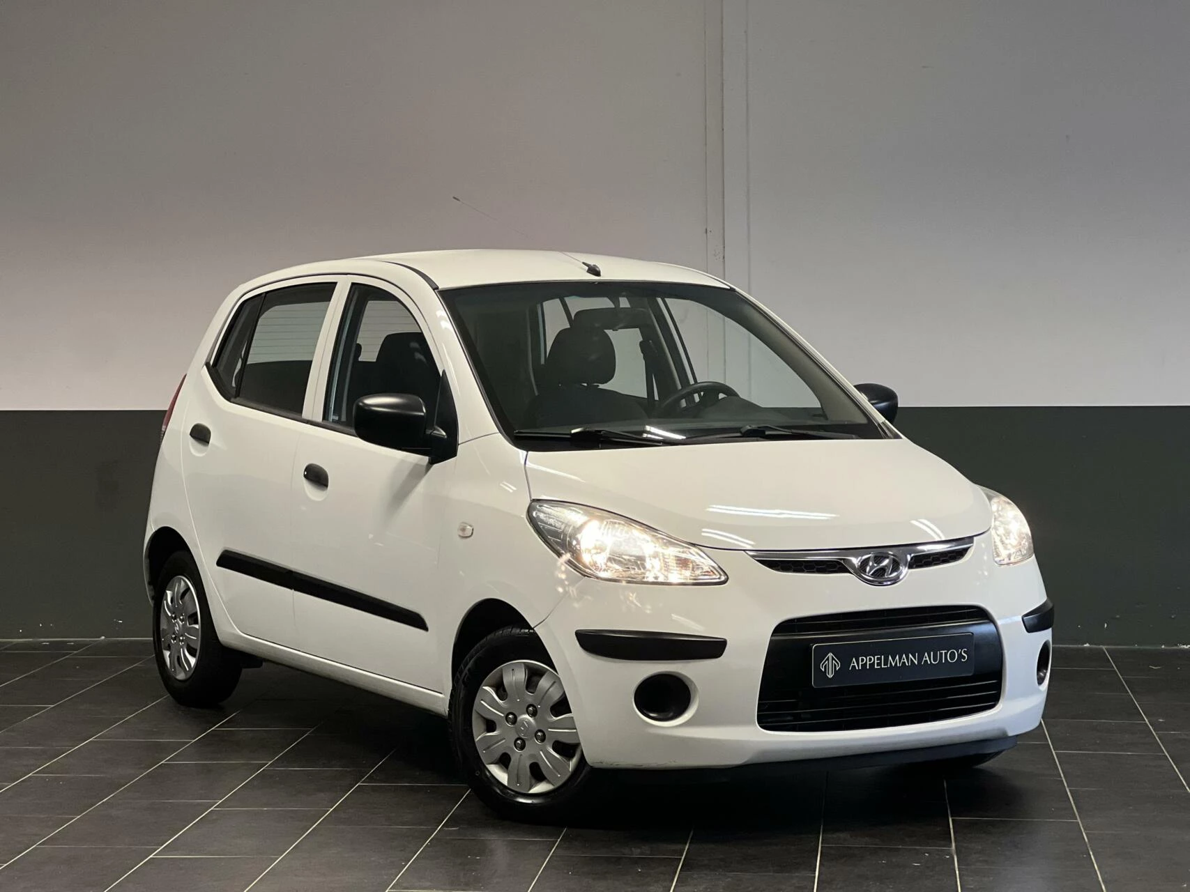 Hoofdafbeelding Hyundai i10