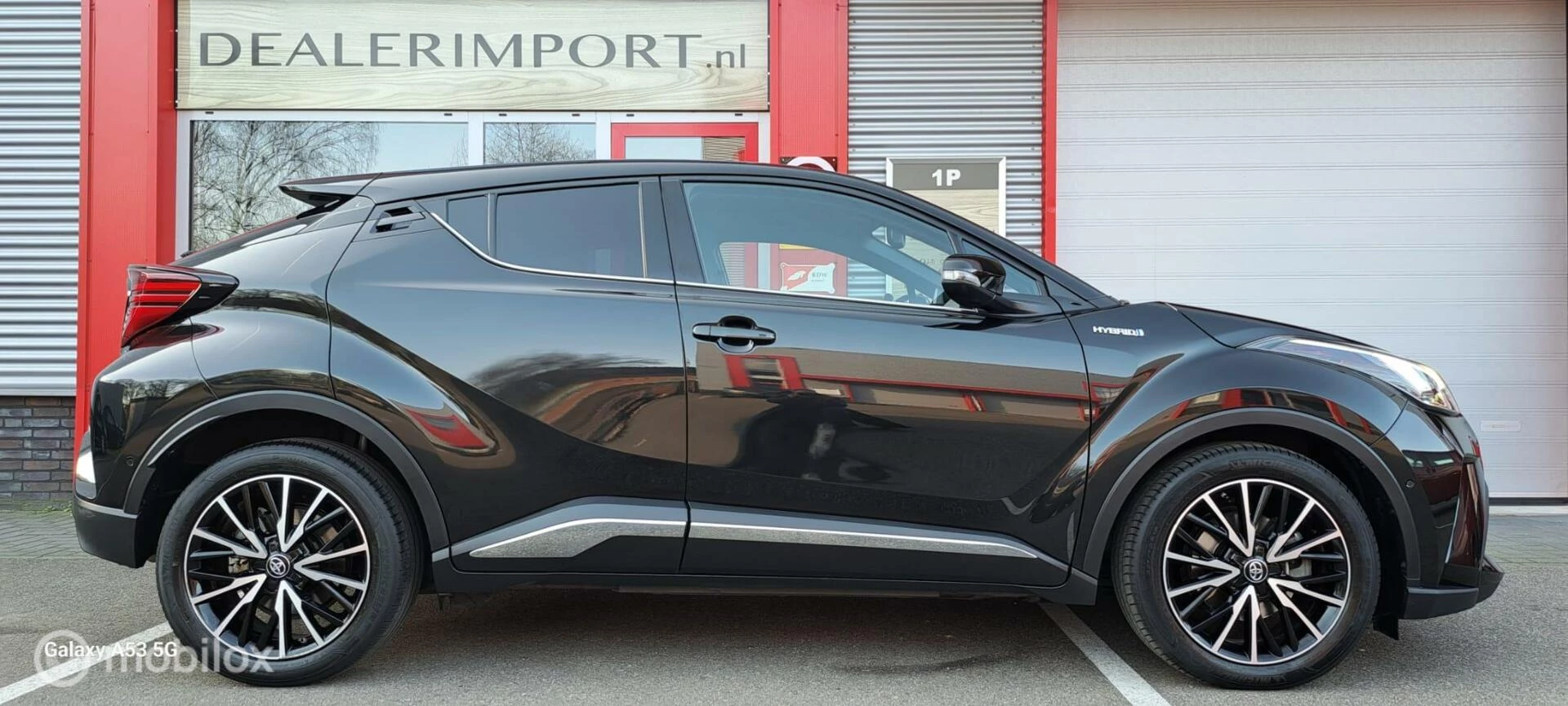 Hoofdafbeelding Toyota C-HR