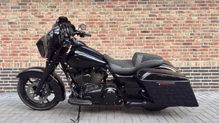 Hoofdafbeelding Harley-Davidson Street Glide