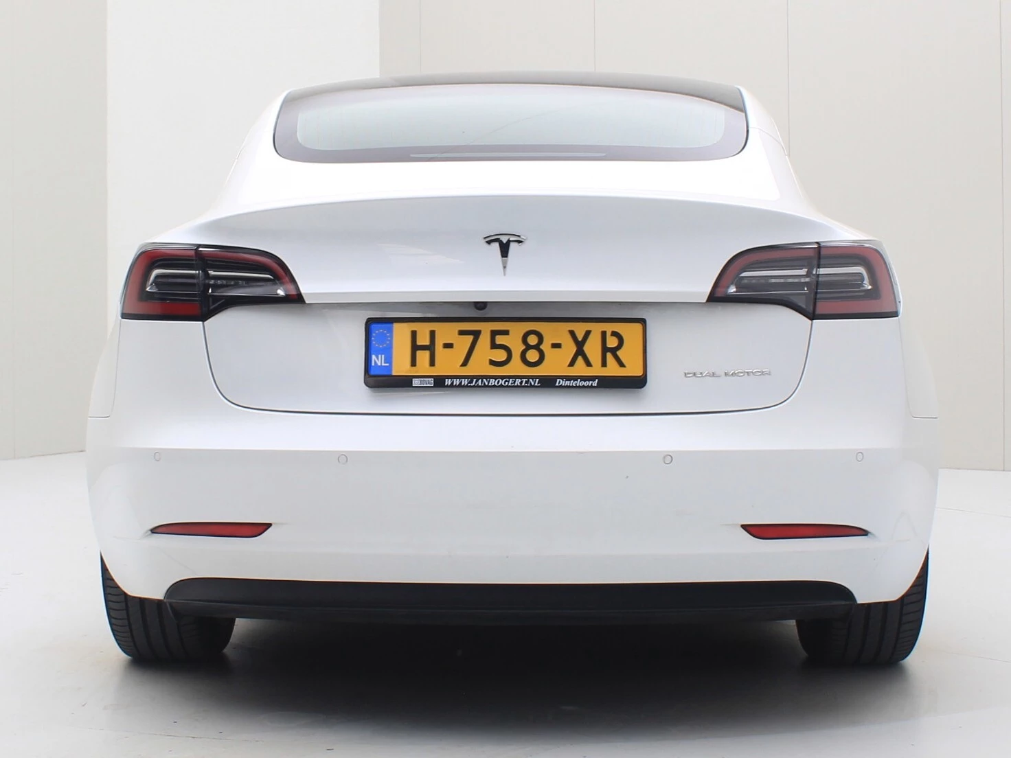 Hoofdafbeelding Tesla Model 3