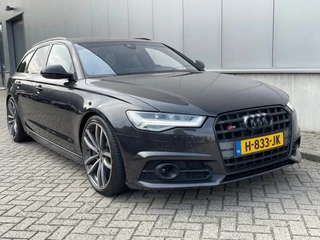 Audi A6 Avant 4.0 TFSI S6 Pro Line Plus Lucht Vering / Panorama dak