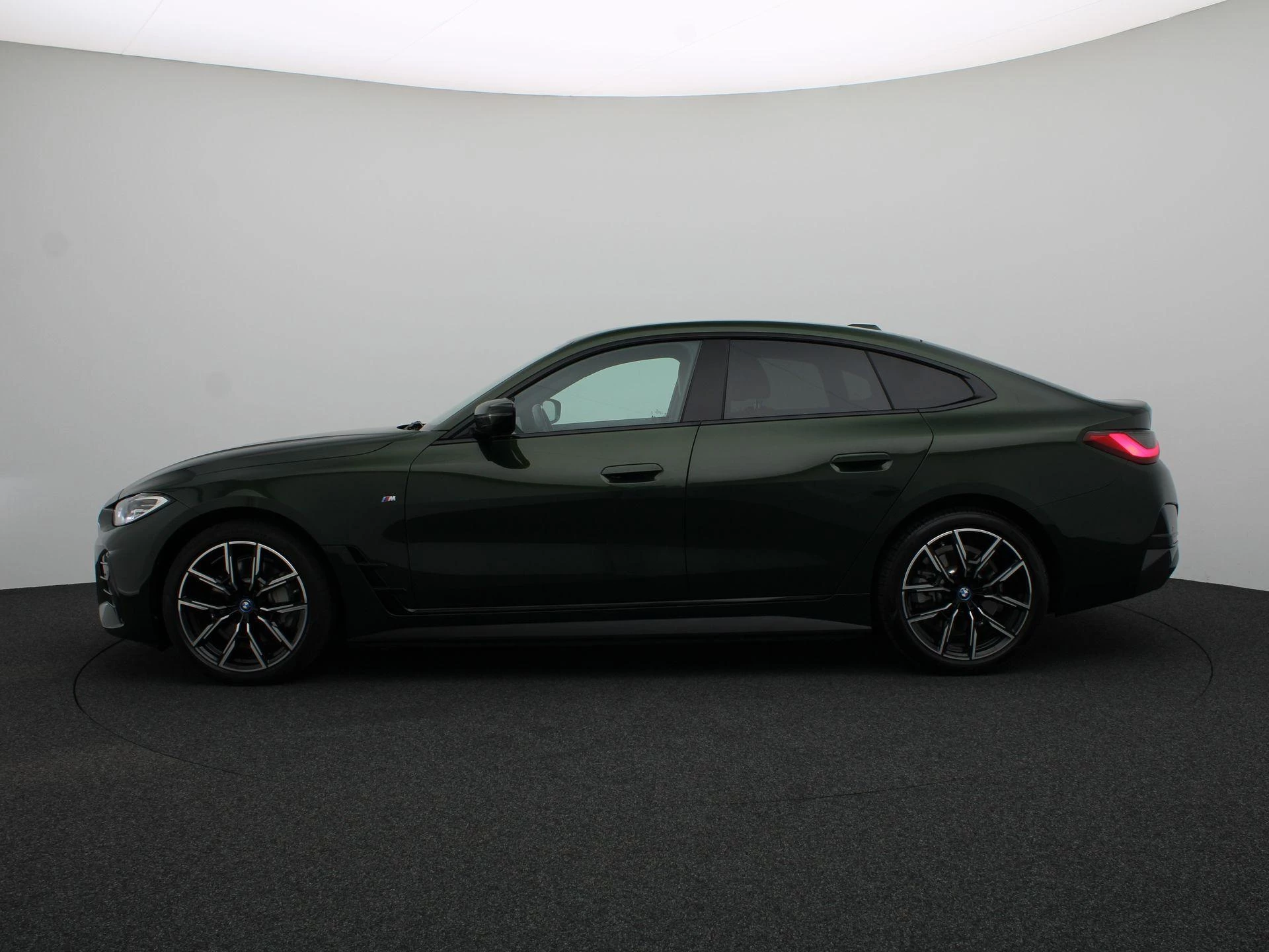 Hoofdafbeelding BMW i4