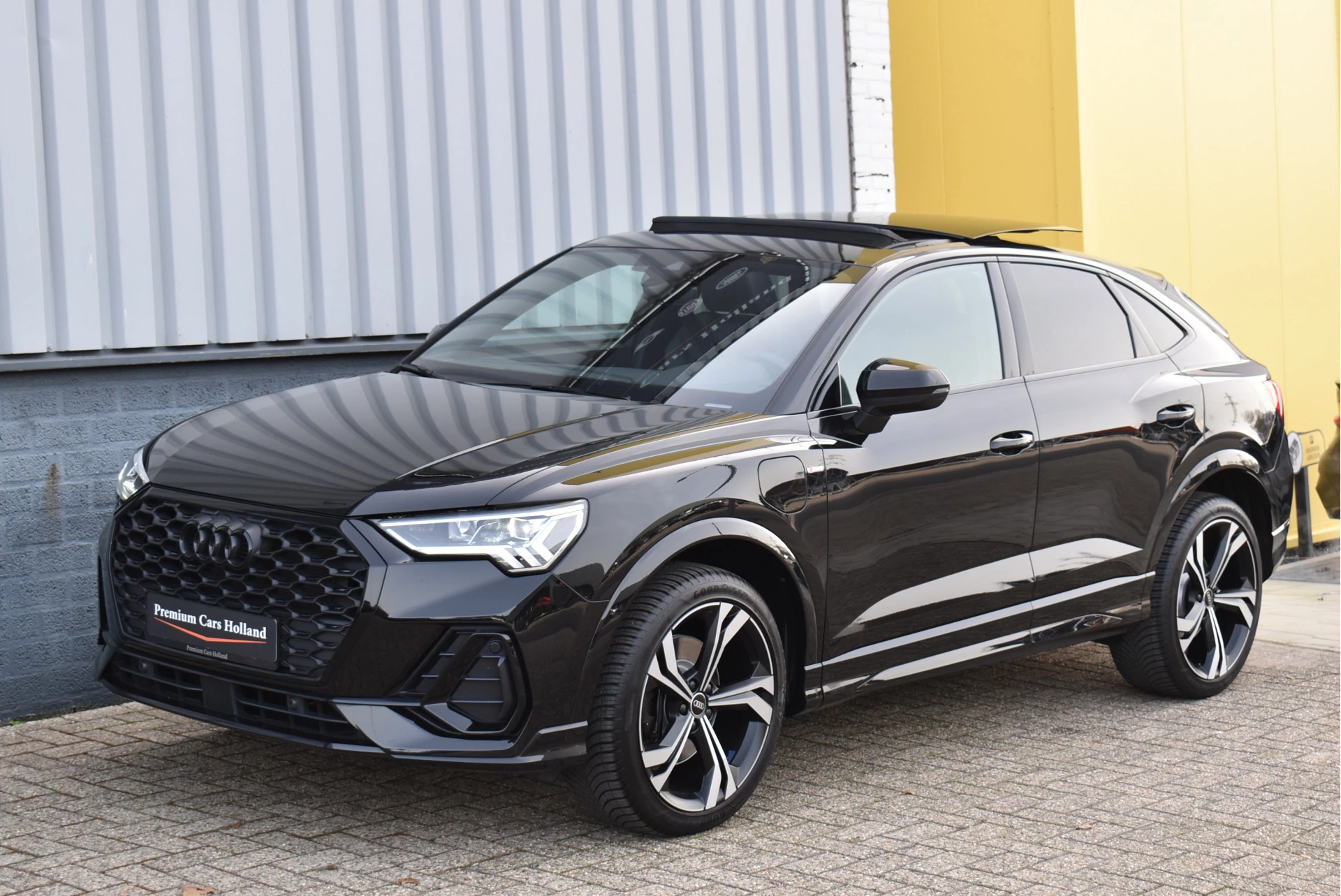 Hoofdafbeelding Audi Q3